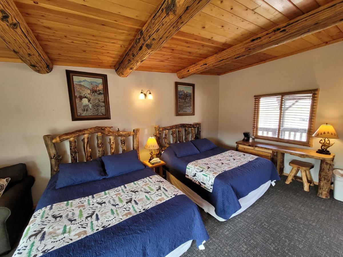 Yellowstone Valley Inn Wapiti Exterior foto